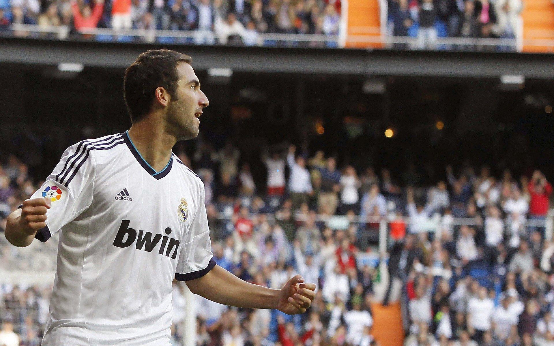 pg模拟器|春节赛场风云突变，哈登泪洒更衣室，伦纳德言论引爆辞职疑云